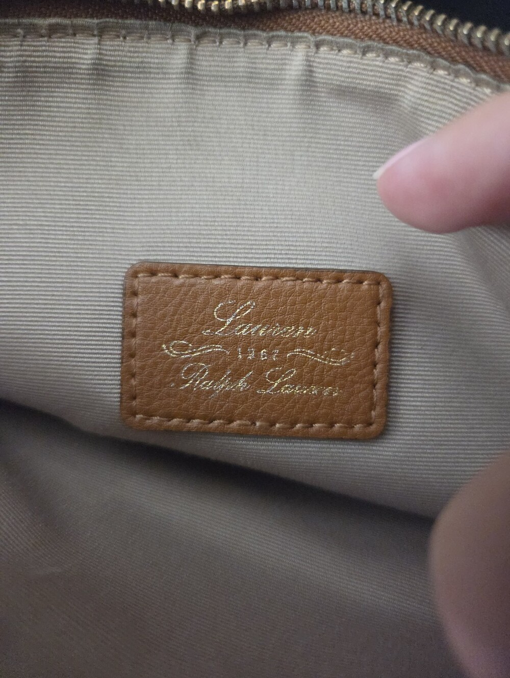 Lauren Ralph Lauren Tan Leather Crossbody with Gold Hardware ~ PLEASE READ - Picture 13 of 16